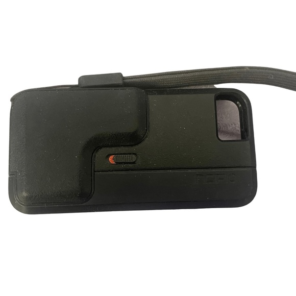 INCIPIO Focal Camera Case Transforms iPhone 5/5S into handheld camera. - Picture 4 of 4